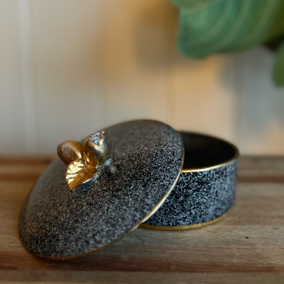 Navy blue/black and white speckled with gold rosebud handle in Gold gilt - Picture 4 of 6